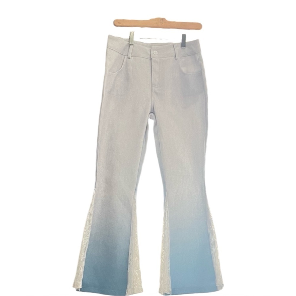Regular waist, flared leg and Elegant Light Blue and Grey Flare Jeans Sz S - Picture 6 of 7